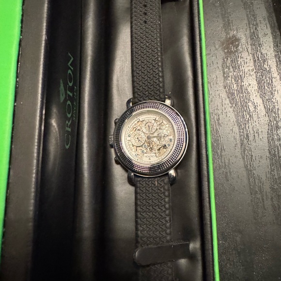 Croton Men’s Imperial Watch - Picture 11 of 13